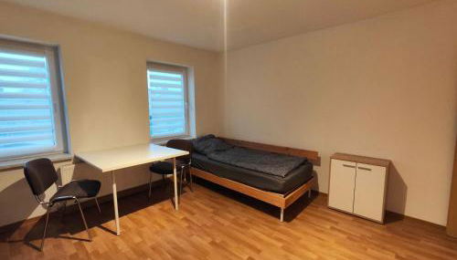 schöne 4-7 Bett FeWo in Staßfurt - Foto 4