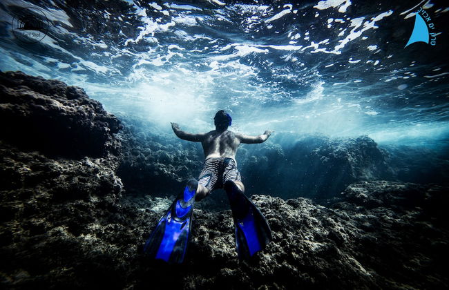 Chic Sea View Balcony Escape by Sea N' Rent - Photo 26