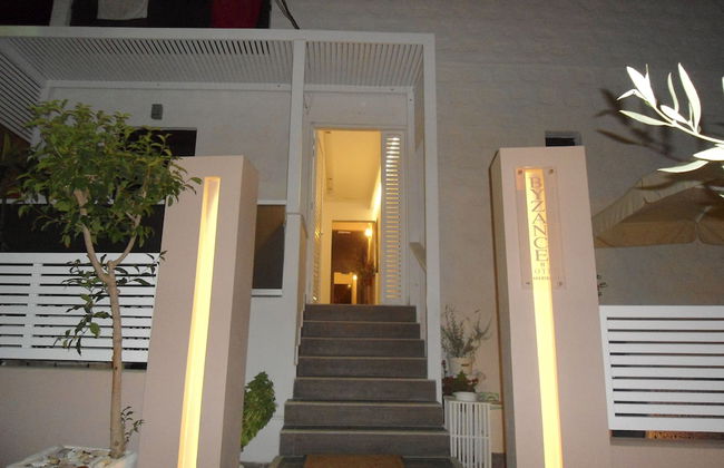 Byzance Hotel - Photo 37