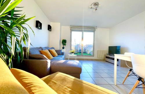 BnGo I Immense RoofTop Lyon I 2 chambres, 4 places parkings, 2 immenses terrasses, 8 personnes - Photo 29