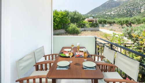 Haris Villas - Foto 3, Garden view