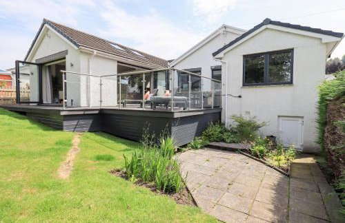 Yonder Lea - Photo 1