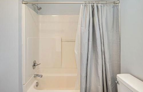 Secluded Family Home in Springfield, Pets Welcome! - Foto 17