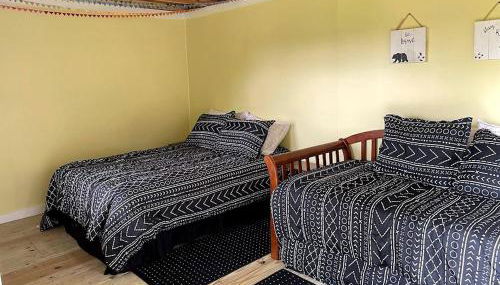 Charming Cabin Surrounded by Woods and Fields in Oberlin, Ohio - Foto 3