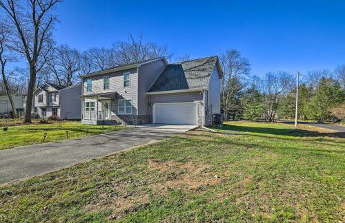 Community Beach and Lake Pocono Summit Escape - Foto 35