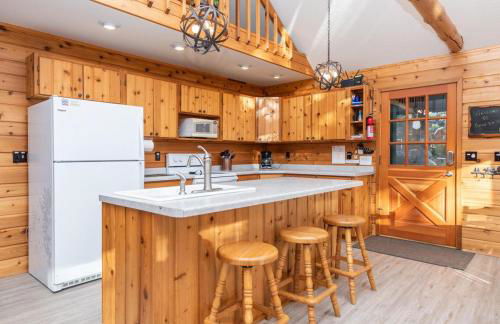 Porch in the Pines in Eagle River WI - Photo 9