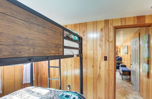 1 Mi to State Park Peaceful La Pine Cabin with Deck - Foto 15