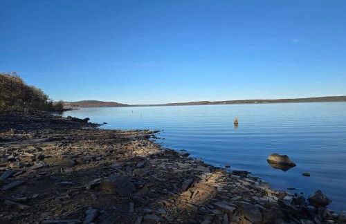 Emerald Point, Lakefront with Gorgeous Views - Foto 41