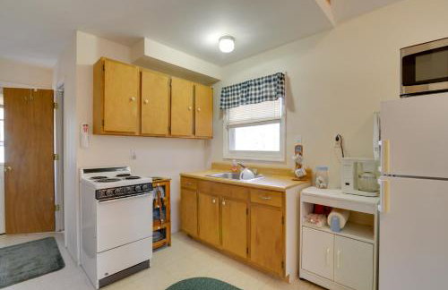 Mountain Retreat with Loft, Fire Pit, and Grill - Foto 10