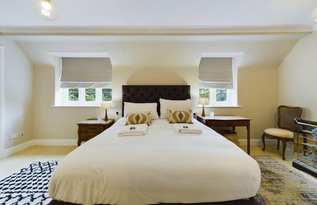 The Fosse Way Cottage - Breathtaking 5bdr Cottage With Parking Garden - Photo 20