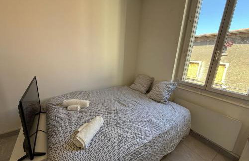 Studio Lune New & Cozy - Centre Vénissieux - Foto 3