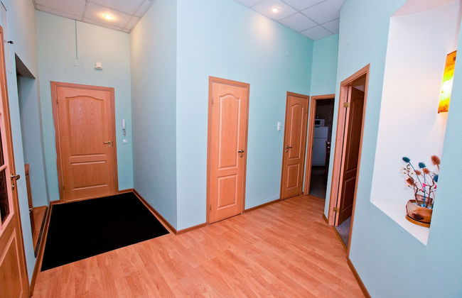 Feelathome on Lower Nevsky - Photo 46