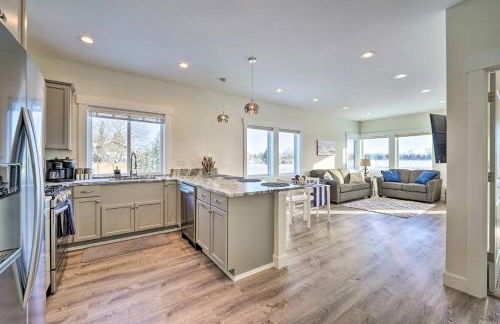 Bright La Conner Getaway with Mountain Views! - Foto 7