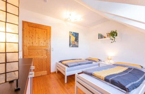 Großzügige Ferienwohnung für Gruppen und Familien im Raum Bamberg Erlangen - Foto 16