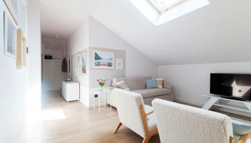 The Lake Suite Fiumelatte - Lake front apartment - Foto 5