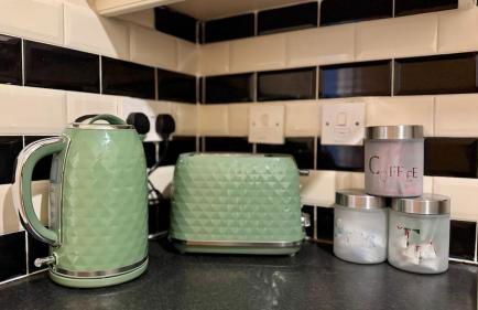 Stylish & Comfortable 2-Bedroom Flat in Bessacarr, Doncaster - Foto 18