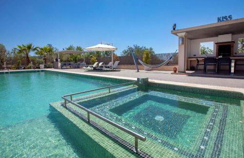 Villa in San Antonio Sleeps 10 - Foto 18