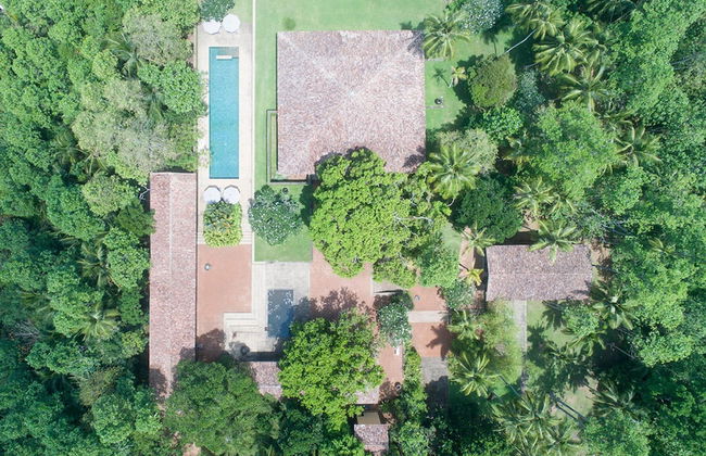 Historically Important Architecturally Stunning Hilltop Villa - Photo 7