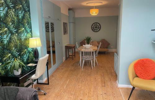 Right by Leigh Broadway Private Garden large ground fl apt - Foto 27