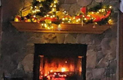 Leaf Peeper's - HUGE deck, pizza oven, Pac-man! - Photo 11