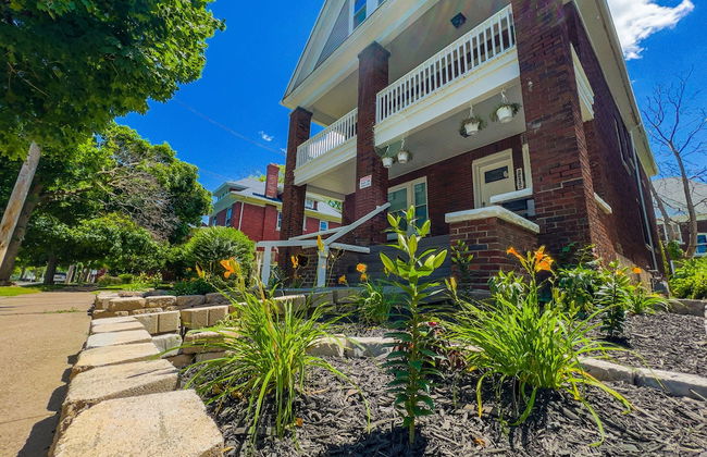 The Horseshoe Falls Villa- 6BR Free Parking, Minutes From Falls & Casino - Foto 26