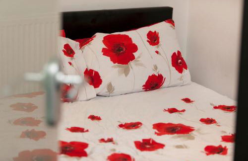 Lace Market Apartments - City Centre - 4 Beds Apartment with 2 Bathrooms and full Kitchen in George Street - close to Victoria Centre Shopping Centre - Parking for Cars & Vans from Five Pounds a Day - Sunday 1pm Check-out - Foto 27