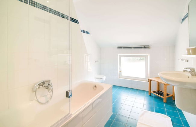 Luxurious Villa With Pool and Sauna, and Very Suitable for Culinary Workshops! - Foto 61