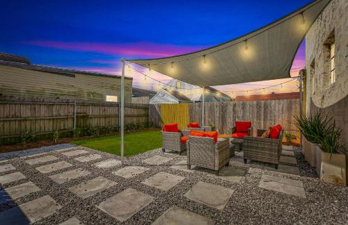 Private 2BR in Uptown by Hosteeva - Foto 2