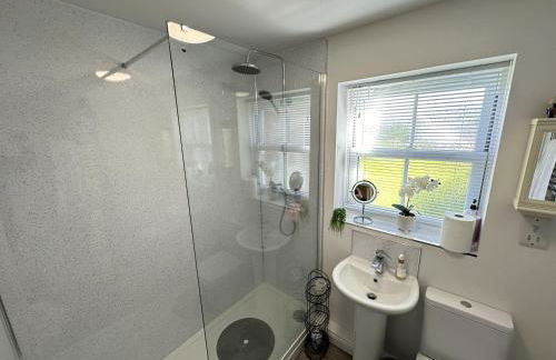 Seascape Apartment - Part of the The Bay Filey Holiday Village with pool, gym and direct beach access, pub, restaurant, tennis and meadows walks - Foto 11