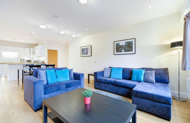 Luxury 2 Bedroom Apartments with Parking - Foto 74