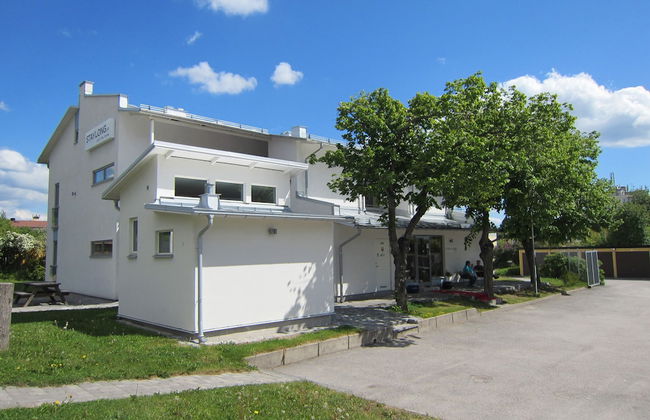 Staylong Hotel - Photo 1