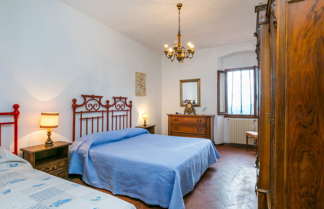 5 bedroom House in Pontassieve with garden and terrace - Photo 36