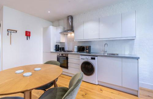City of London Deluxe 4BR Steps to Tube - Foto 65