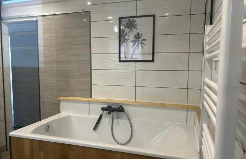 La Salamandre de l Olivier - Le Laurier - Foto 13