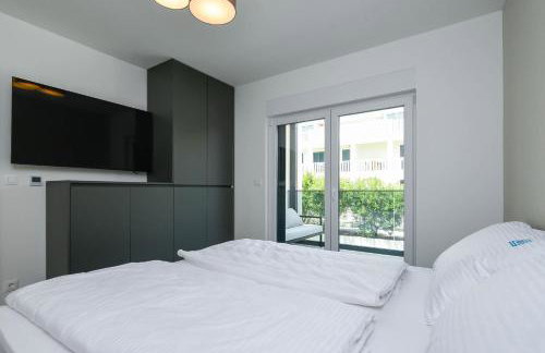 Luxury Apartments Villa MTG - Photo 56