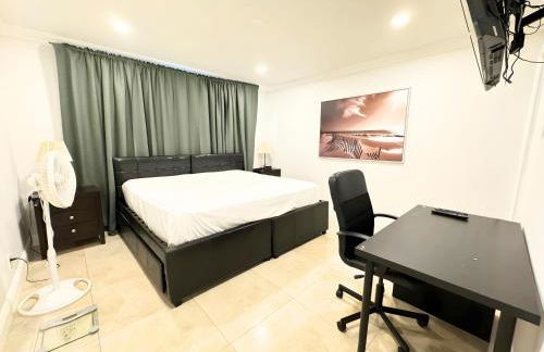 Spacious 4/4 Home Central To All Attractions - Foto 16