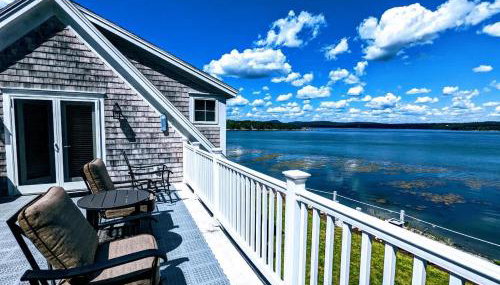 Oceanfront Jellison Beach House - Photo 2