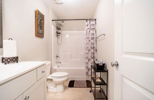 Welcome to Your Home Away From Home - Foto 17