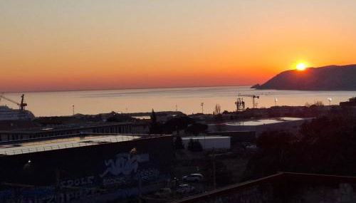 Le soleil de l'estaque - Foto 2