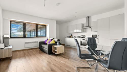 The Quadrant Apartments - Free Parking - Near M4 J16 - By Hamilton Grace - Foto 1, stove, toaster