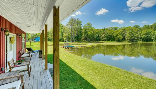 Close to Slopes Lakeside Cottage in Pocono Mtns - Foto 2
