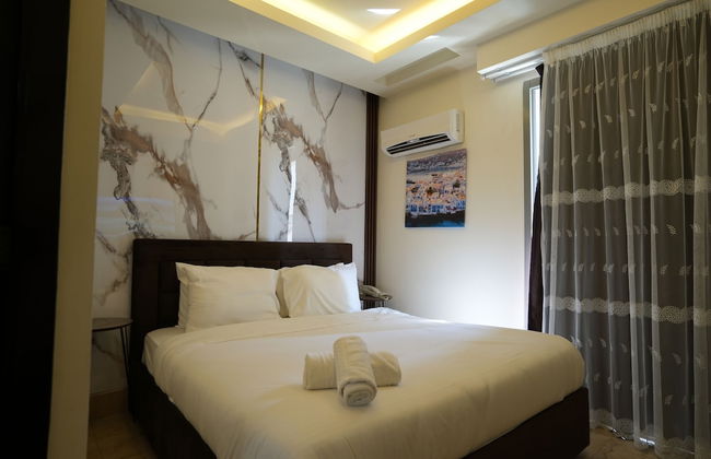 Parklane Furnished Suites - Photo 2