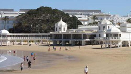 Apartamento en pleno centro de Cadiz con parking economico - Foto 2