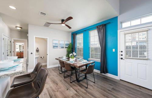 Upstay Stylish 4BR Getaway in Vibrant East Austin - Foto 3