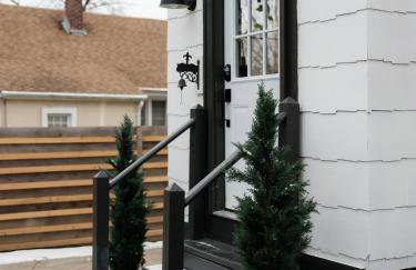 Designer Home, Hot Tub, Private Yard, & Projector - Foto 56