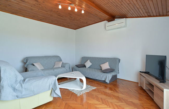 Apartment 1376 - Photo 18