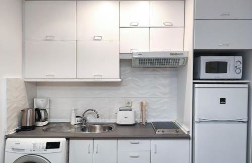 DFLAT Escultor Madrid Apartments - Photo 43