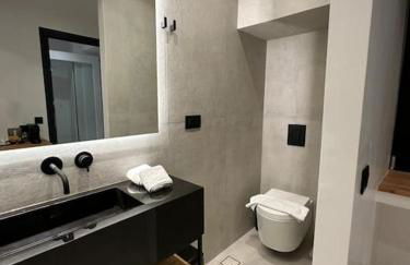 Bonita Luxury Room with Window - Photo 4