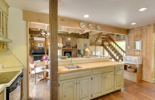 Serene Salisbury Rental Home on 26 Acres with Deck! - Foto 8