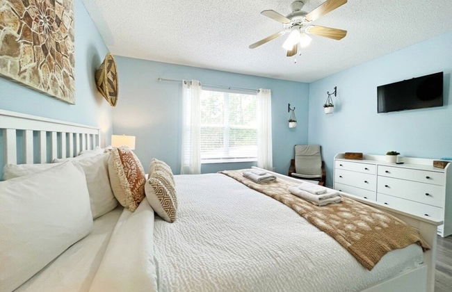 Madiera Magic 5 Bedroom Home by RedAwning - Photo 11